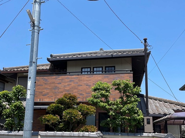 高松市で外壁無料点検、サイディングや付帯部の色あせ、カビ、コーキングのひび割れなど