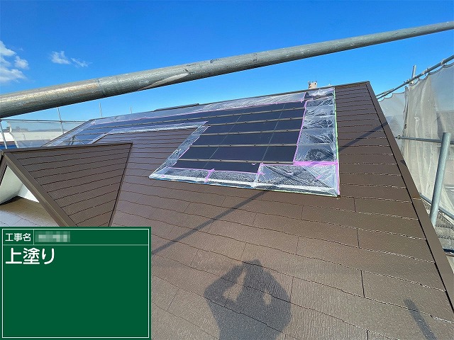 カラーベスト屋根塗装工事の上塗り施工