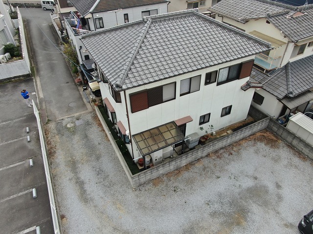 ドローンを使って瓦屋根の劣化を確認した無料点検