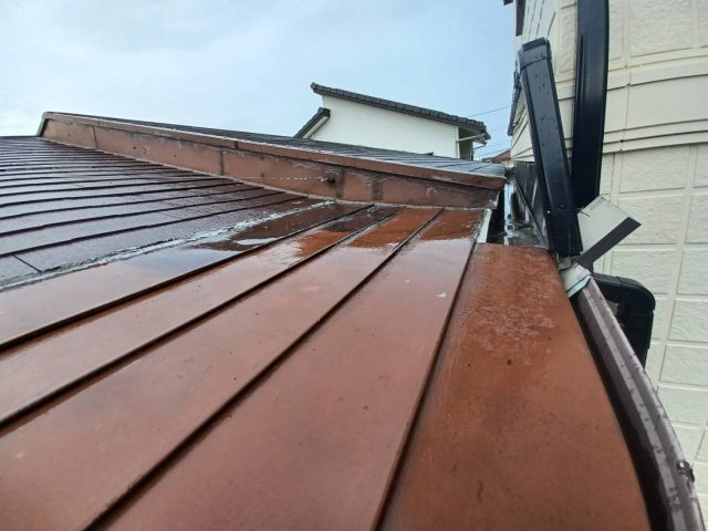 牟礼町のカバー工法による雨漏り修理