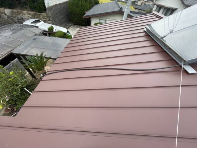 牟礼町で施工が完了した新しいアポロの屋根