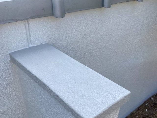 中間町の塀の塗装完了