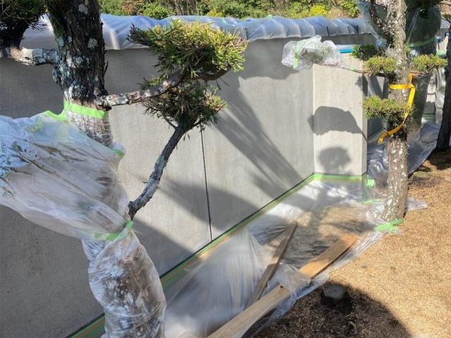 中間町の塗装におけるシーラー塗布