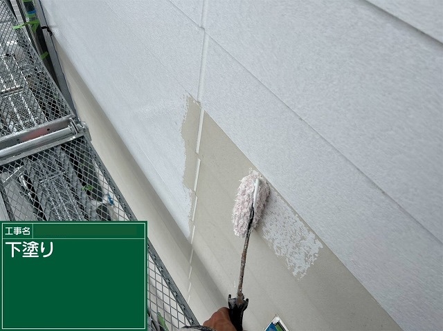 丸亀市　外壁の下塗り