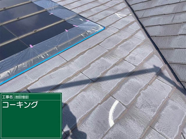 カラーベスト屋根塗装工事のひび割れ補修