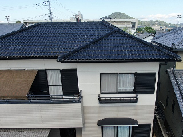 モニエル瓦の劣化状況を確認した住宅の無料点検