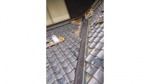 谷板金張り