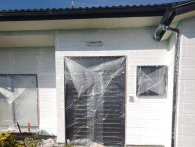 善通寺市の外壁塗装下塗り