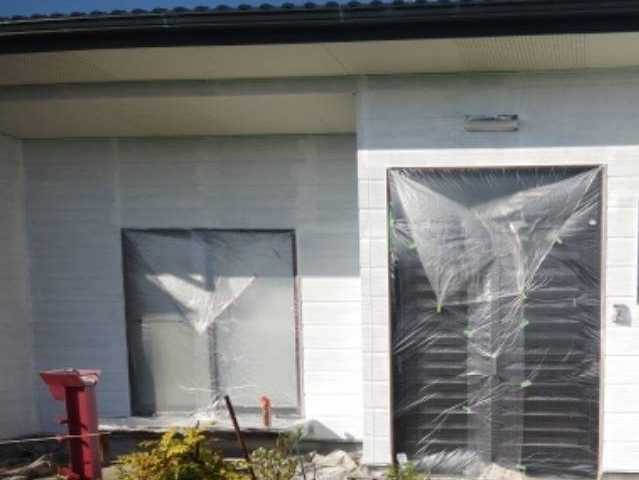 善通寺市の外壁塗装下塗り