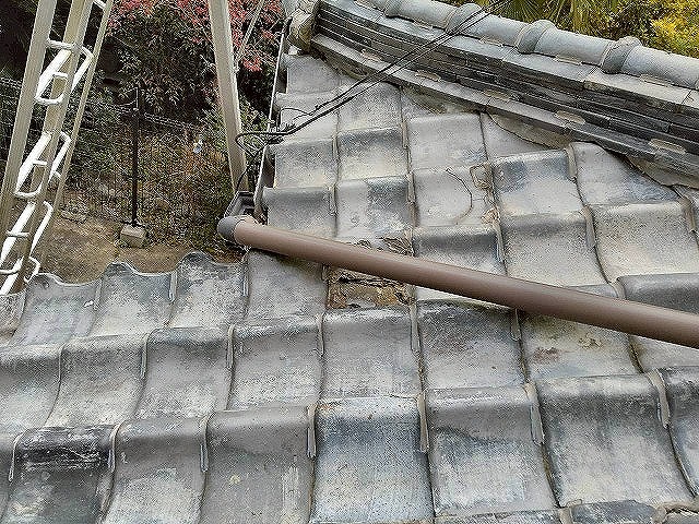 雨漏り修理を行う住宅瓦屋根の劣化状況