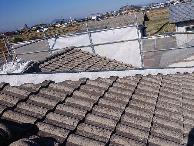 棟瓦取り直し工事の隅棟土台部の構築が完了