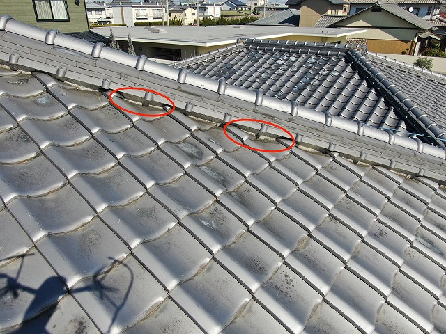 丸亀市　屋根の漆喰の痩せ