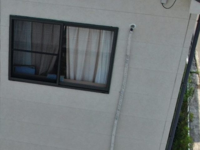 高松市で見つかった外壁塗膜の劣化