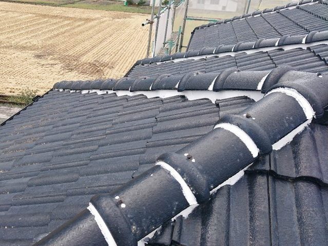 善通寺市の棟漆喰詰め直し工事