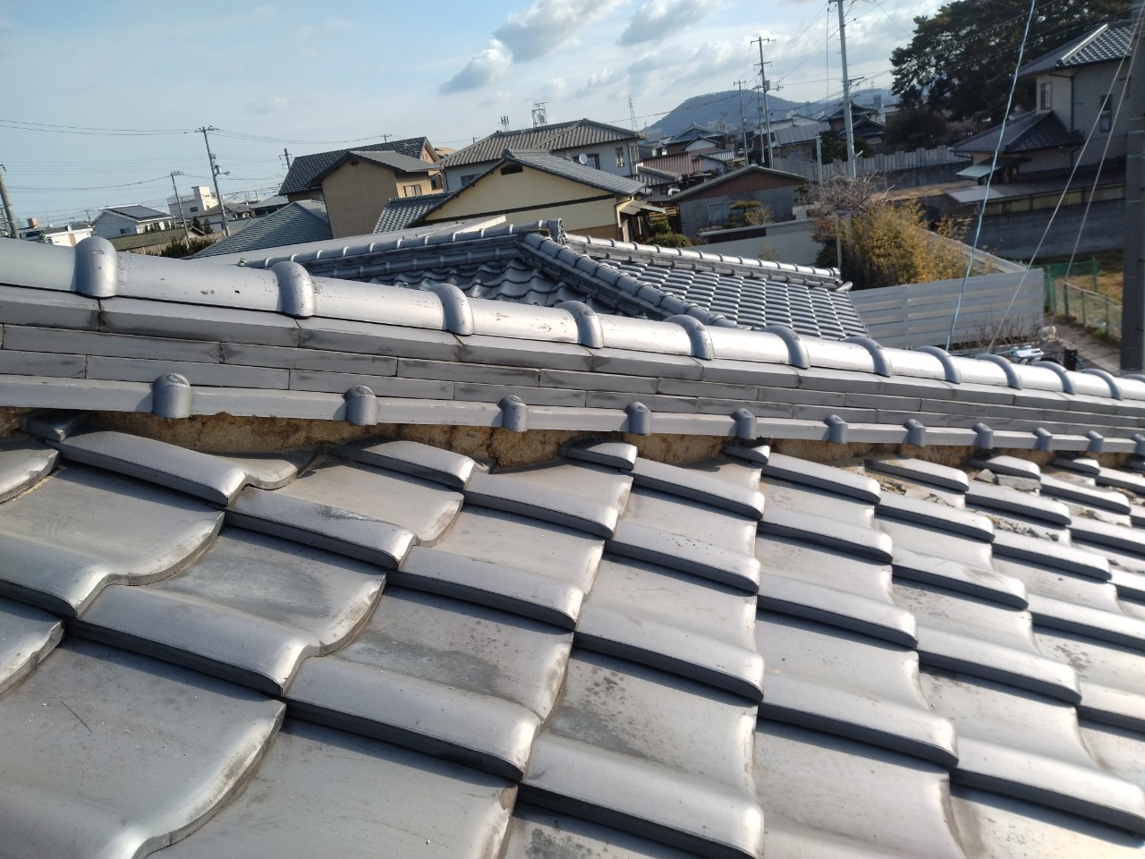 丸亀市　屋根の漆喰が劣化している状況