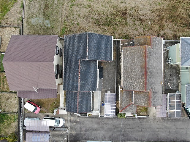 丸亀市で築30年のカラーベスト屋根を点検!棟板金の錆び劣化でカバー工法をご提案!!