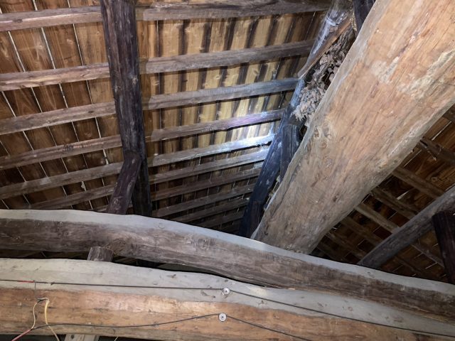 多度津町で調べた屋根の雨漏り