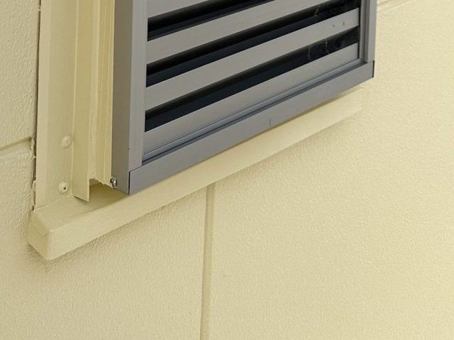 丸亀市綾歌町ので暴風雨が吹き込む「妻換気」を交換し雨漏りの根本原因を解消