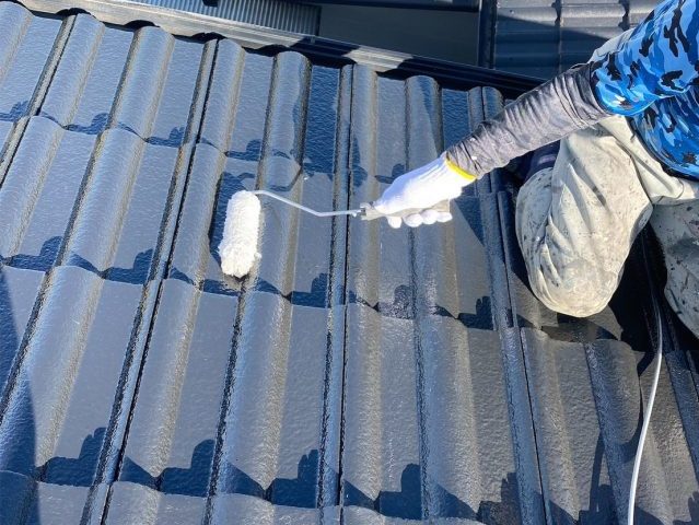 善通寺市にてモニエル瓦屋根の塗装｜マイティーシリコン＋タフグロスコートで美観と耐久性アップ