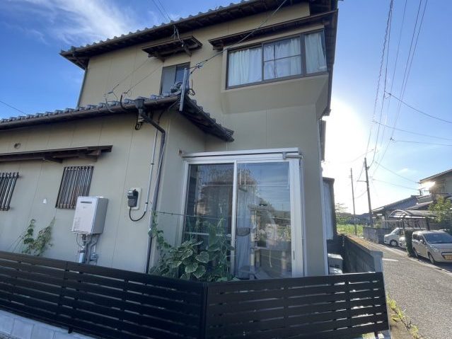 三木町で外壁塗装を行った住宅