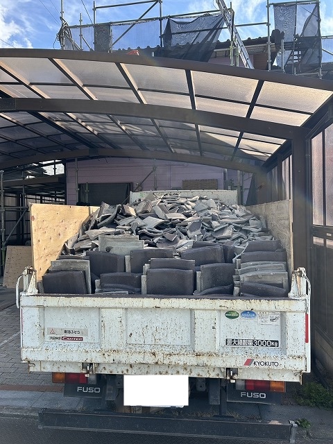 丸亀市　使用済みの瓦は処分