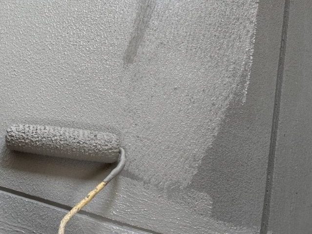 木田郡三木町｜外壁とベランダ防水塗装の上塗りで建物の美観と防水性を回復