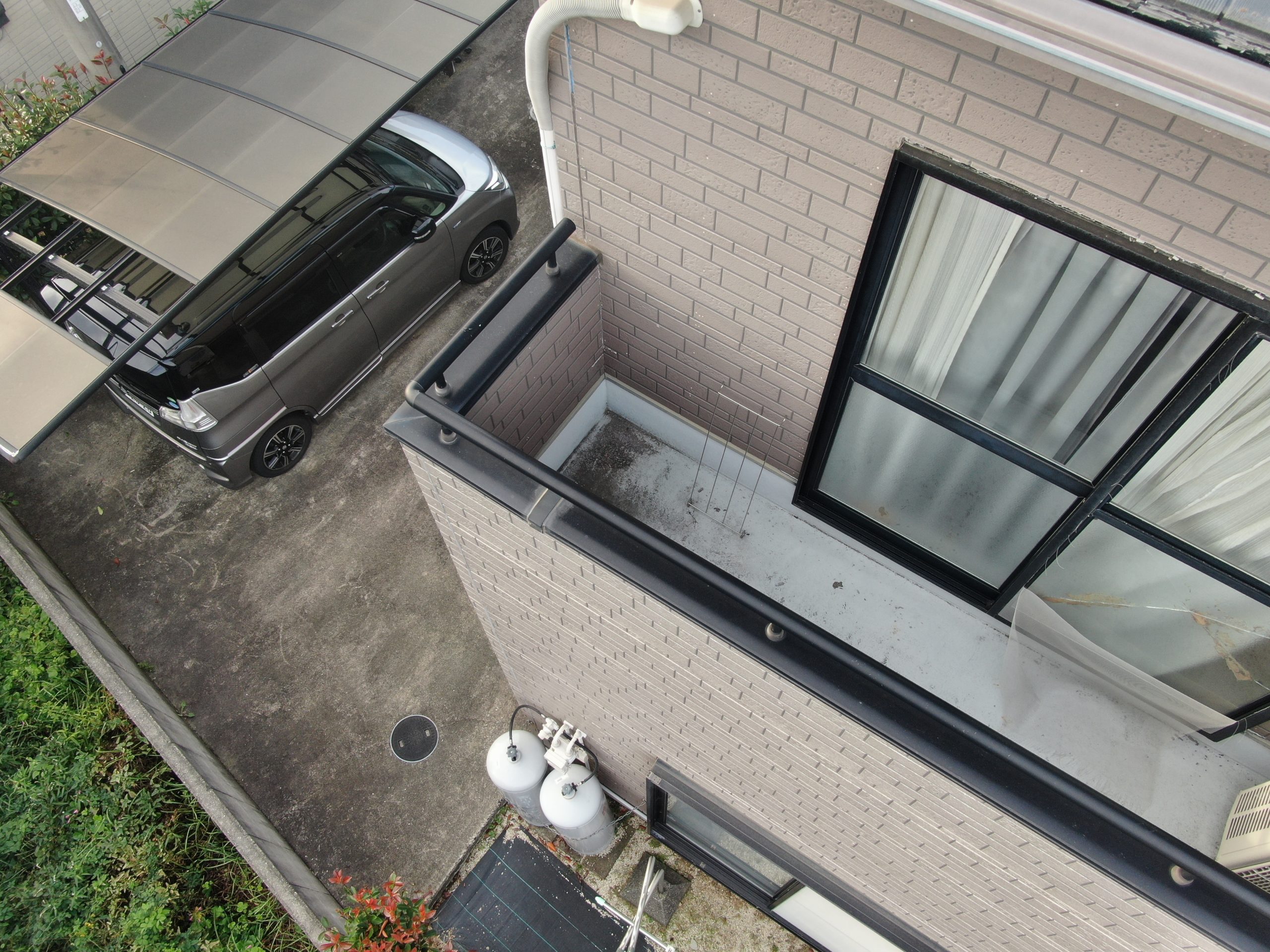 丸亀市　ベランダの状態