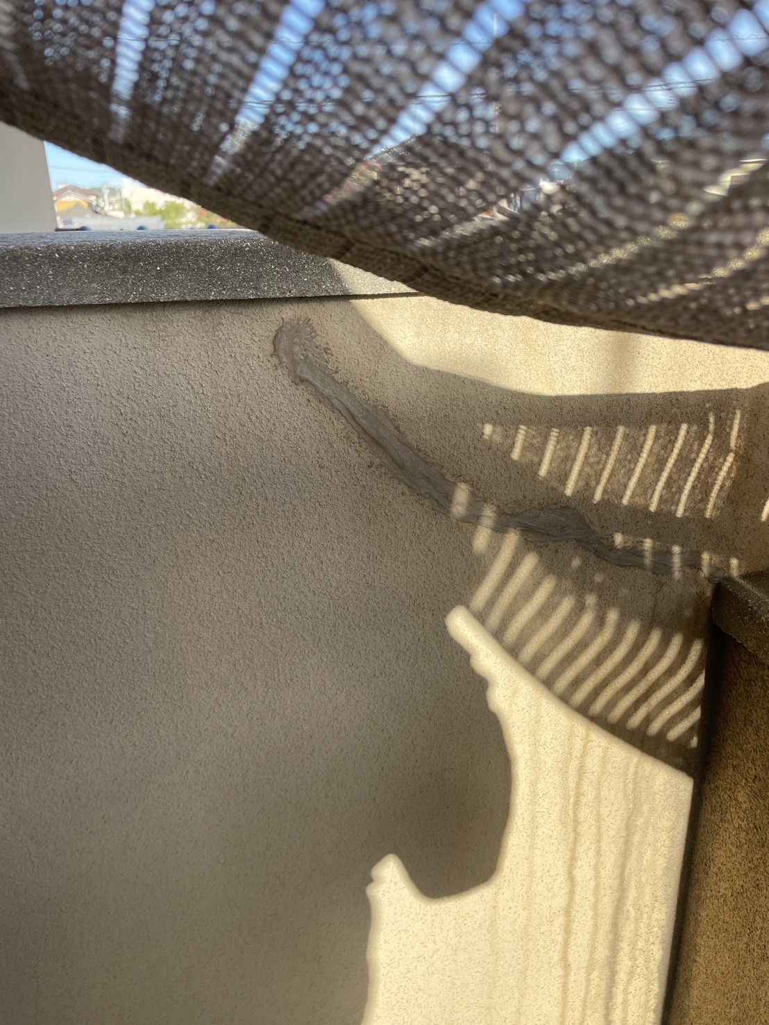 三木町　ベランダの雨漏り状況