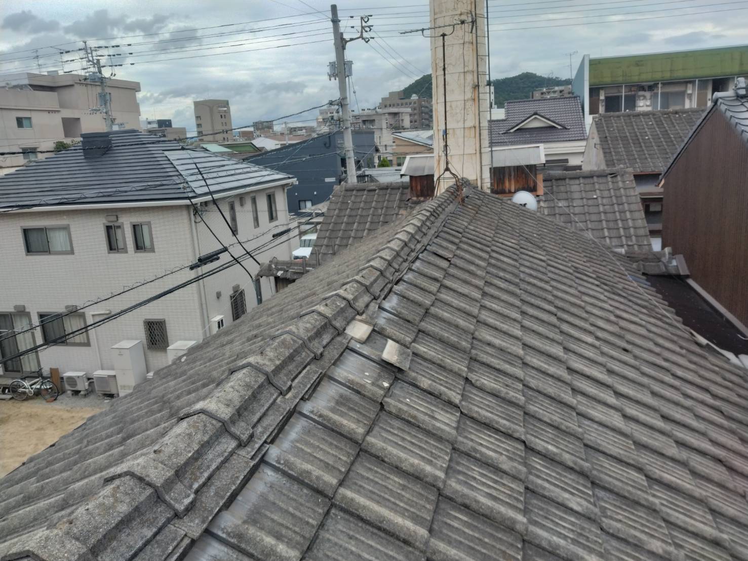 高松市　屋根全体の様子2